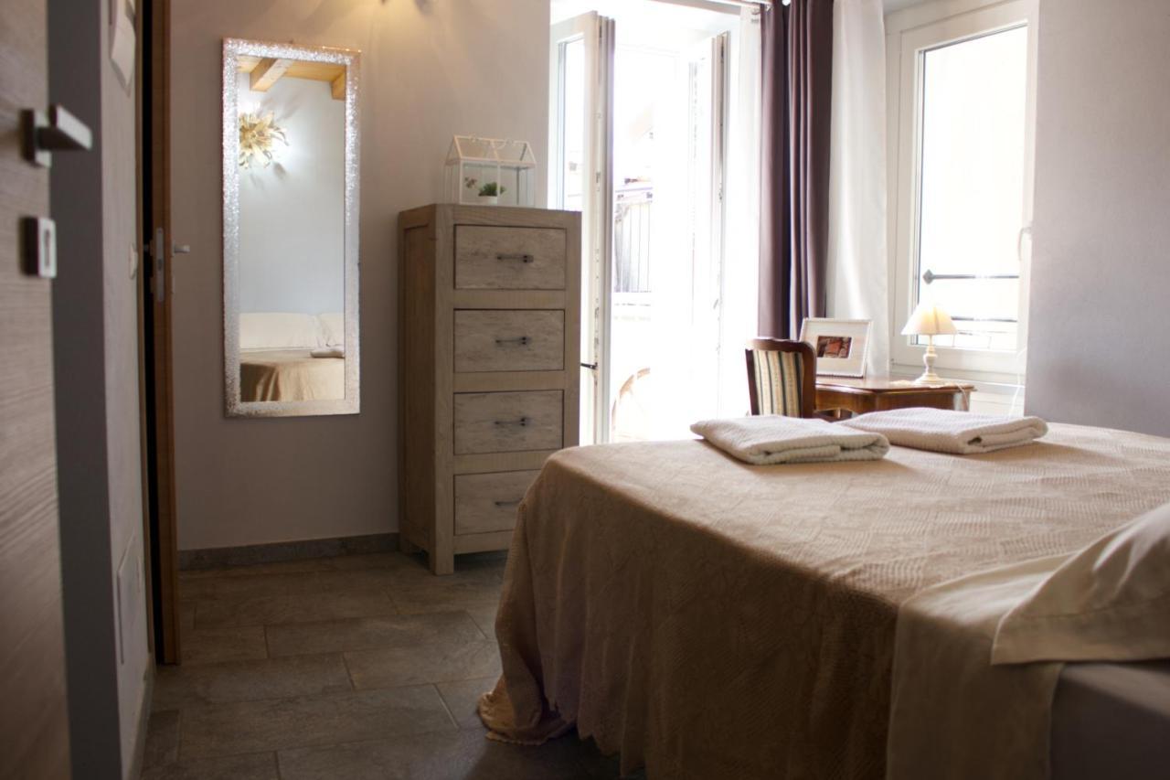 La Casa Sul Sasso Otel Dervio Dış mekan fotoğraf